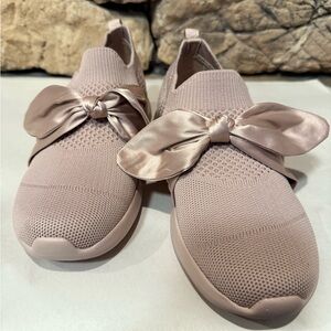 Sketchers Bow Beauty - Pink